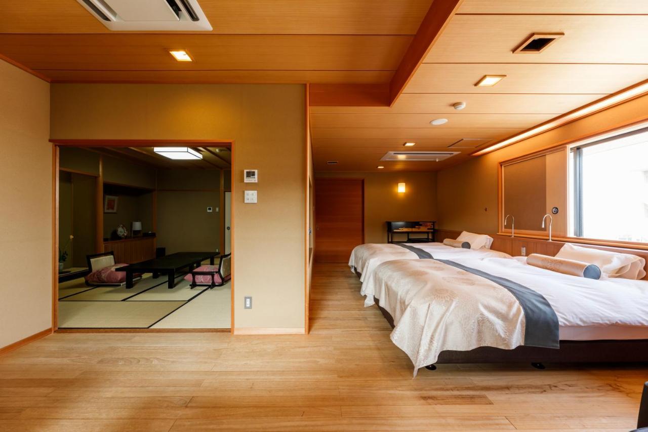 Tachibana Shikitei Hotel Kaga  Exterior photo