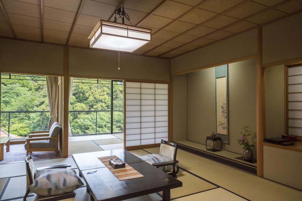 Tachibana Shikitei Hotel Kaga  Exterior photo